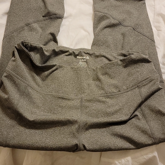 Reebok Women's Capri Athletic Pants - Picture 1 of 7